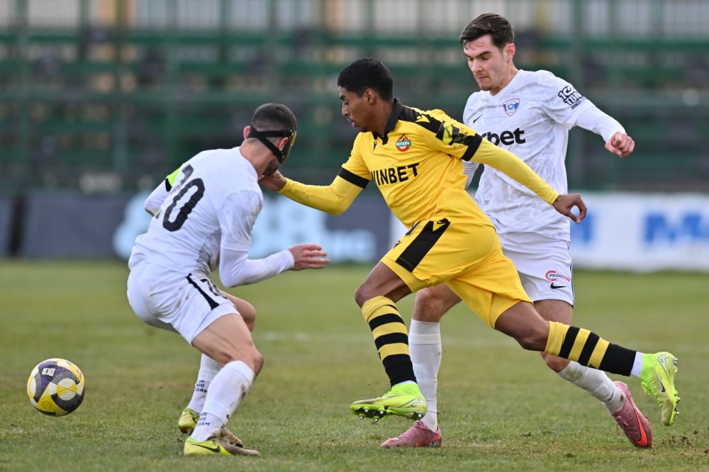 Ботев Пловдив победи с 1:0 Спартак Варна в предпоследната си