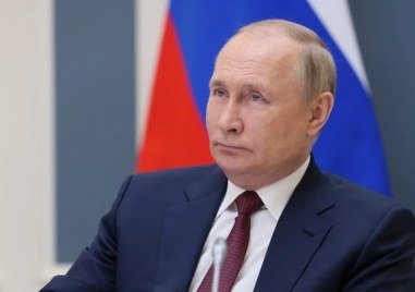 Путин: Кремъл внимателно следи ситуацията около Иран