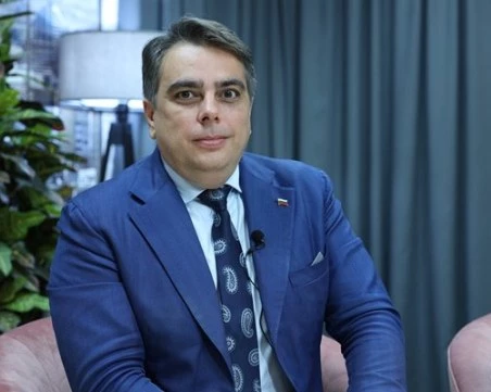 Асен Василев загуби на първа инстанция делото за 250 000 лв. срещу Тошко Йорданов