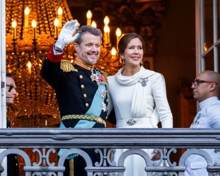 Кралят на Дания заминава за Гренландия следващият месец