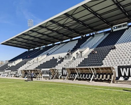 Три фирми стигнаха до финала за модерно осветление на Лаута, „Рудин