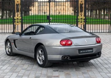 Специално купе Ferrari 456 от 2002 г се продава във