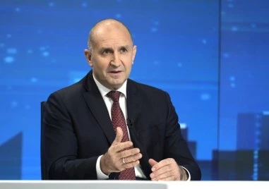 Румен Радев: Партия ще правим след изборите, ще се явя под друга регистрация