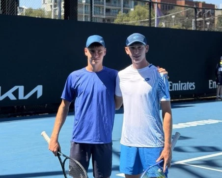 Българин се класира за финала на двойки при юношите на Аустрелиън оупън