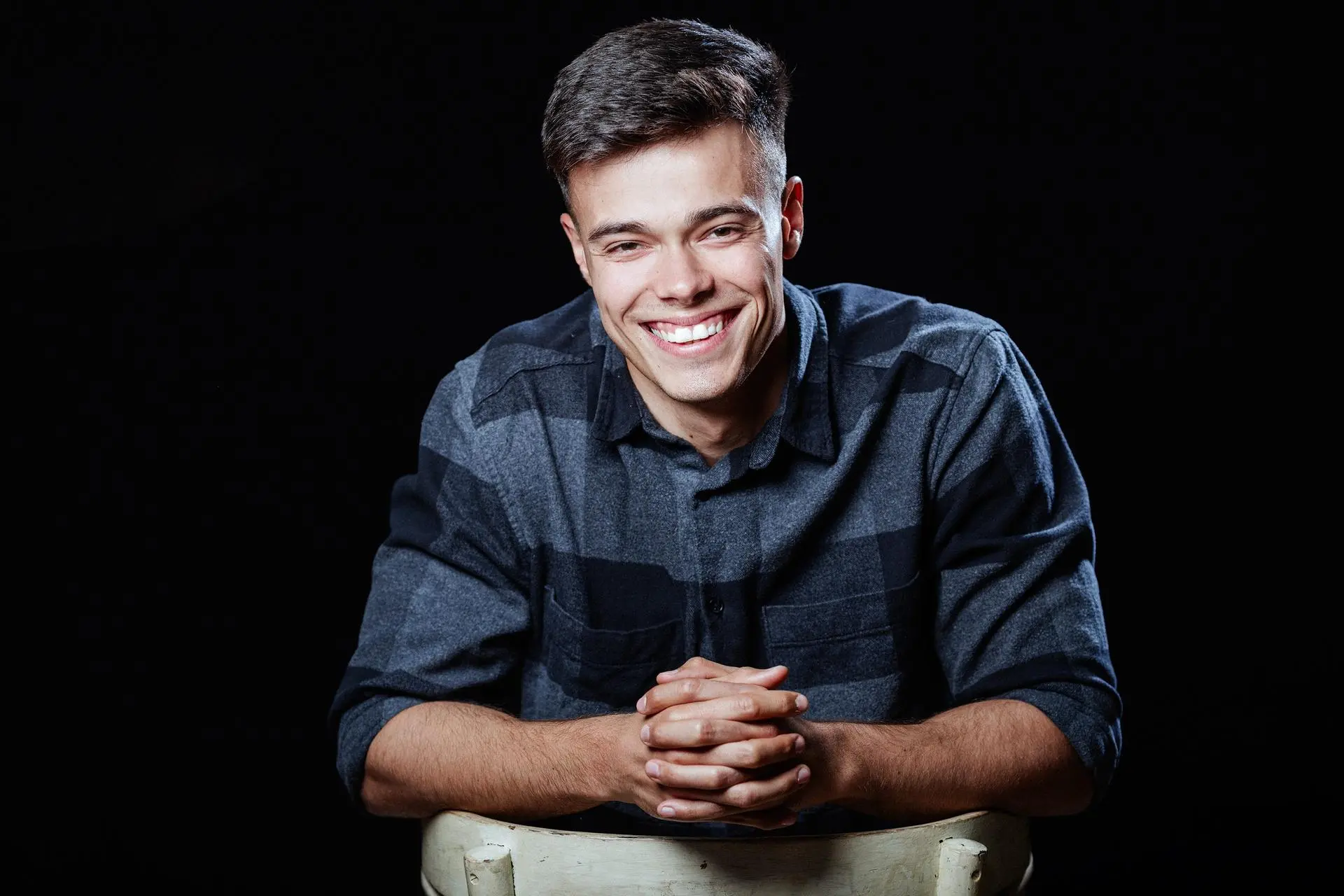 Млад актьор: Пловдивската публика не пляска по навик, защото усеща фалша