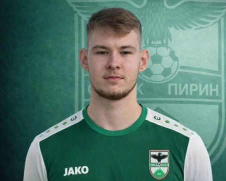 На рождения си ден юноша на Ботев подписа с Пирин