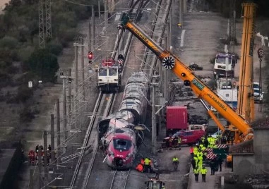 Дванадесет дни след тежката влакова катастрофа в Южна Испания тежко