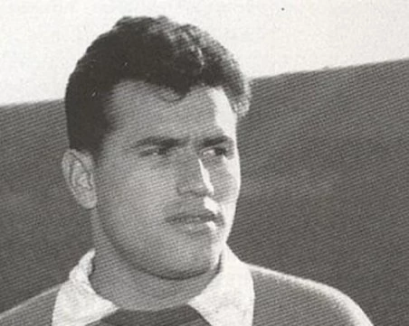 На 92-годишна възраст почина легендата на българския футбол Спиро Дебърски