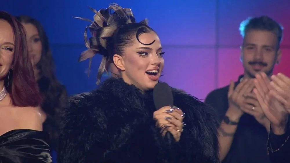 Дара ще представи България на 