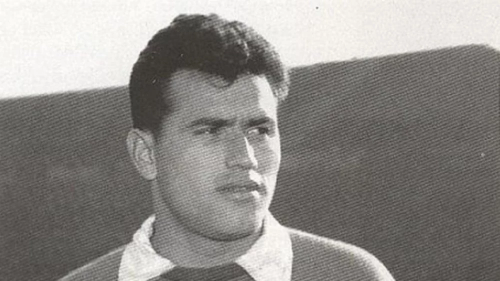 На 92-годишна възраст почина легендата на българския футбол Спиро Дебърски