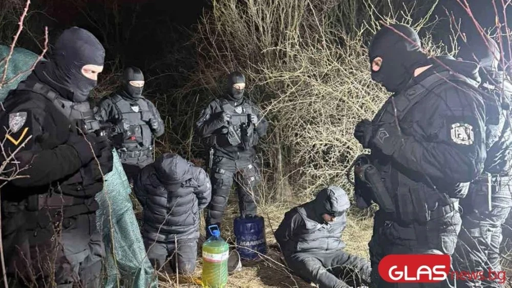 Прокуратурата остави за 72 часа в ареста тримата автокрадци, задържани във Волуяк