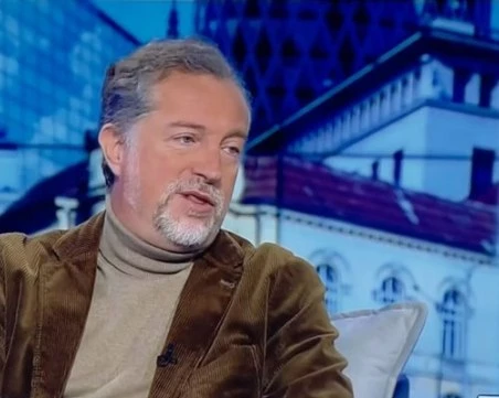 Началникът на кабинета на Радев: Не знам да има утвърдено име на формация за момента