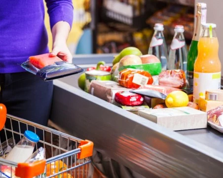 Цените на зеленчуците скачат нагорере, сиренето също вдига цената си за килограм