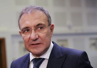Социалният министър в оставка Борислав Гуцанов е един от кандидатите