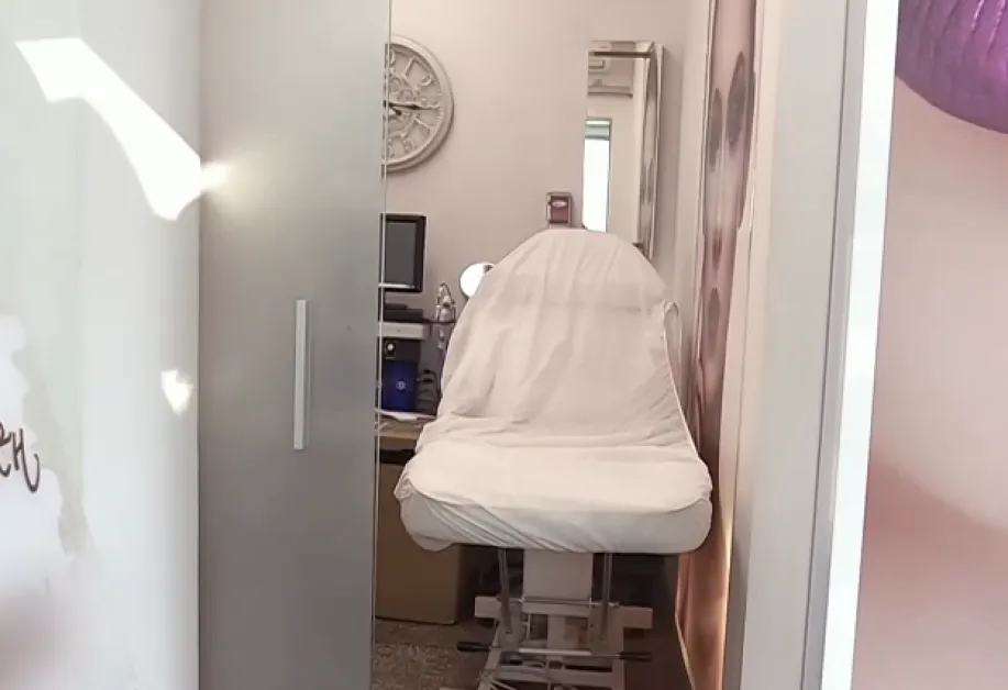 Записи от втори салон за лазерна епилация изтекоха в сайтове с порнографско съдържание