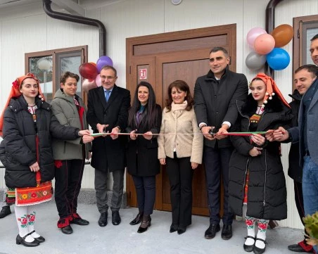 Откриха реновирания дом за стари хора в село Главиница