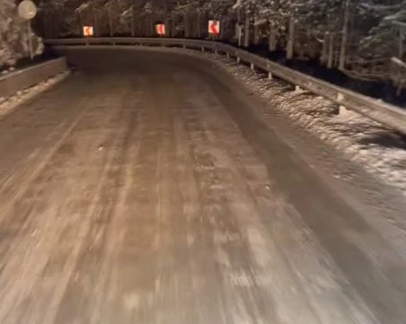 Пътят Хвойна – Чепеларе все още е проблемен, през Рожен се пътува нормално