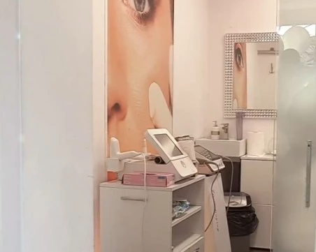 9-годишно момиче е сред заснетите в салон за лазерна епилация