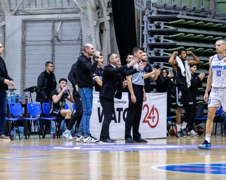 Асен Николов: Загубихме мача в третата част