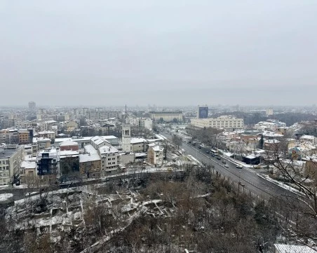 Облачно и студено ще е и днес в Пловдив, температурите се задържат около нулата