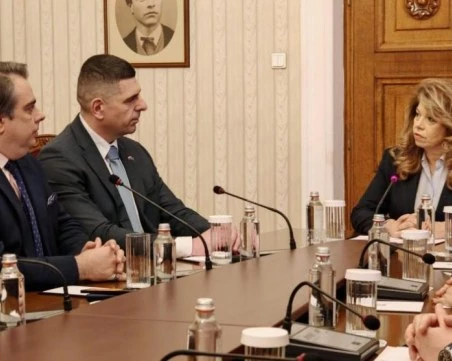 ПП-ДБ при Йотова: Служебните министри първо да търсят „заложените им мини