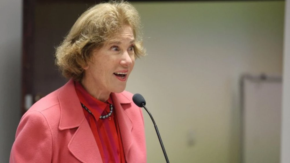 Поптодорова: Епстийн е имал връзка с руската престъпност за доставката на „млада плът