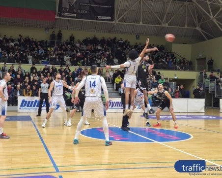 Академик приема Спартак Плевен след успеха в дербито