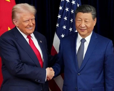 Си Дзинпин и Тръмп проведоха телефонен разговор