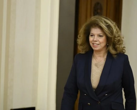 В търсене на служебен премиер: Президентът разговаря днес с 