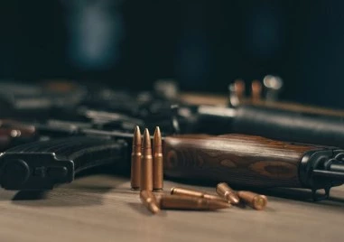Арестуваха мъж от Асеновград за незаконно оръжие и боеприпаси