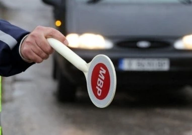 Дрогиран шофьор се качи на Ауди край Пловдив, арестуваха го