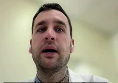 15 часа и около 40 лекари участват в първата в