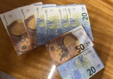 Задържаха двама мъже в Самоков за плащане с фалшиви евробанкноти