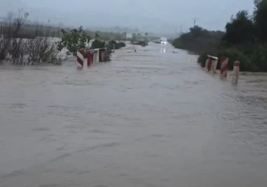 Заради проливни дъждове: Евакуираха над 140 хил. души в Мароко