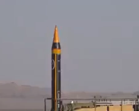 Иран разположи нова балистична ракета, с която може да удари Израел