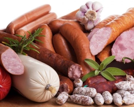 СЗО алармира: Колбасите убиват като цигарите и азбеста