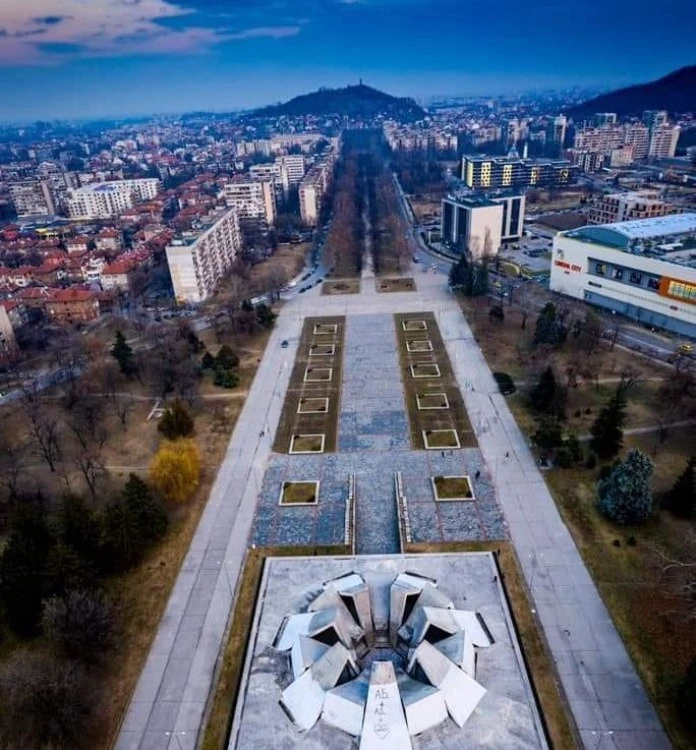 Изграждат поливни системи на 7 парка в Пловдив,  правят и зелена стена срещу ФПЧ за 1,4 млн. евро