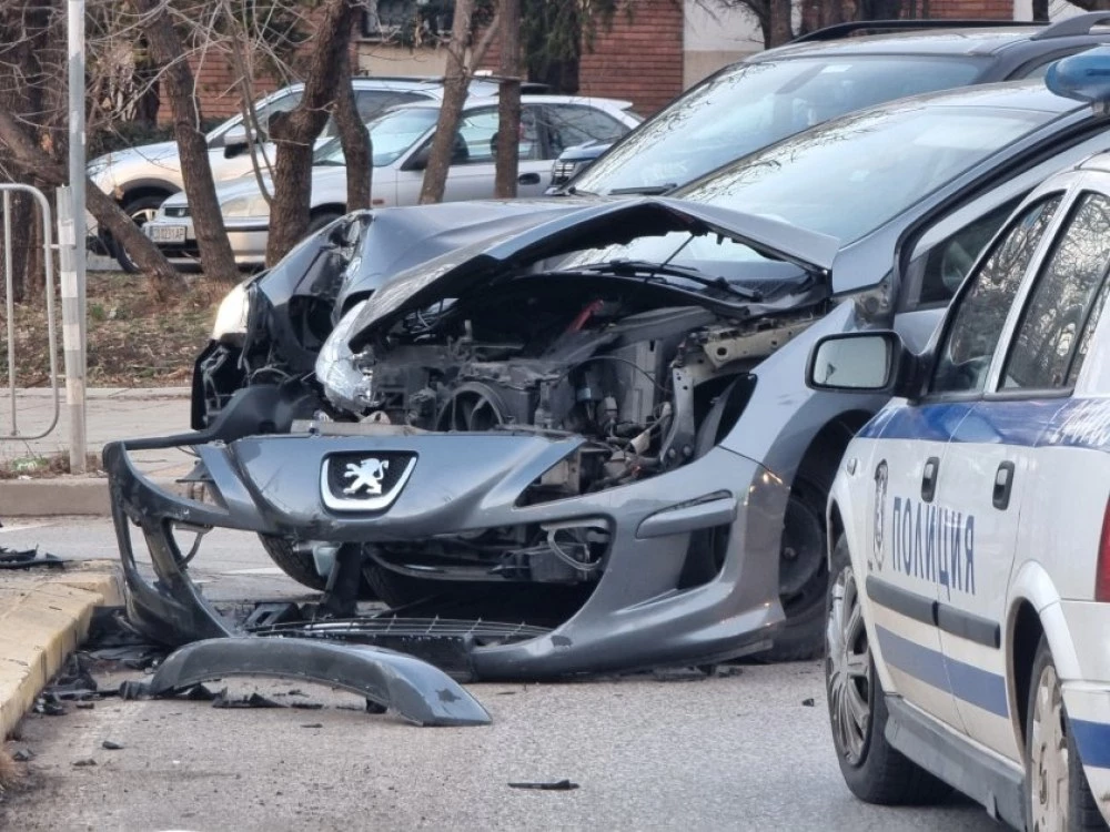 11 души са пострадали в катастрофи в страната