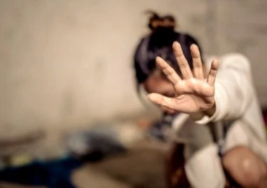 Осъдиха на 15 години мъж, изнасилил дъщеря си в Пловдив, удрял я и я заплашвал с убийство