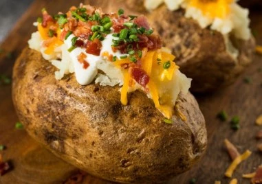 Рецепта която ще допадне на всеки пълнен картоф Приготвя се