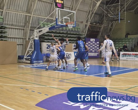 Академик се справи със Спартак Плевен за пета поредна победа