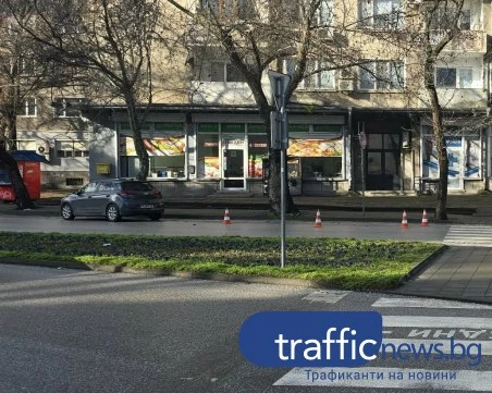 Кола блъсна пешеходка в центъра на Пловдив, пострадалата е в болница