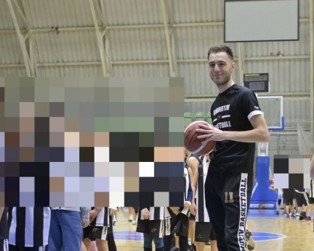 Преподавателят, задържан за блудство със своя ученичка, уволнен и от ДЮШ на 