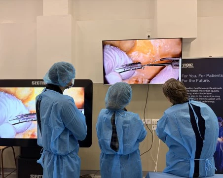 Специализиран курс развива практическите умения в ринологията и отологията на млади УНГ лекари