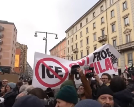 Стотици на протест в Милано заради американските миграционни агенти