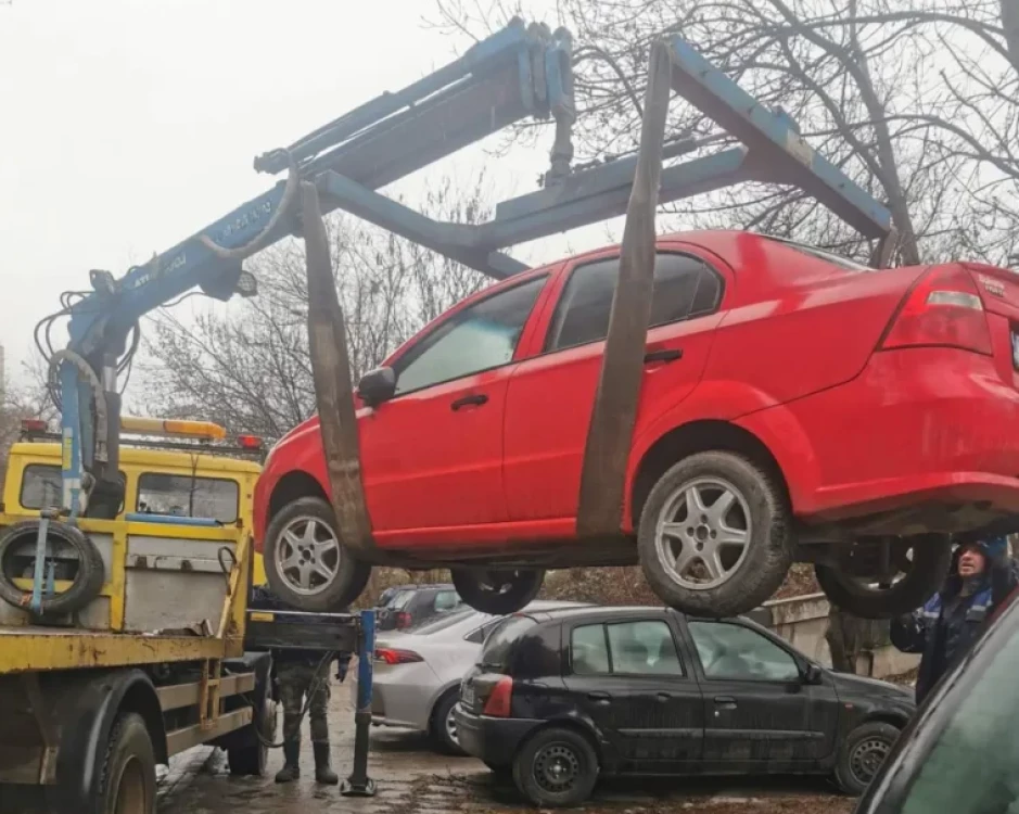 Продължават мерките за премахване на излезли от употреба МПС в район „Северен
