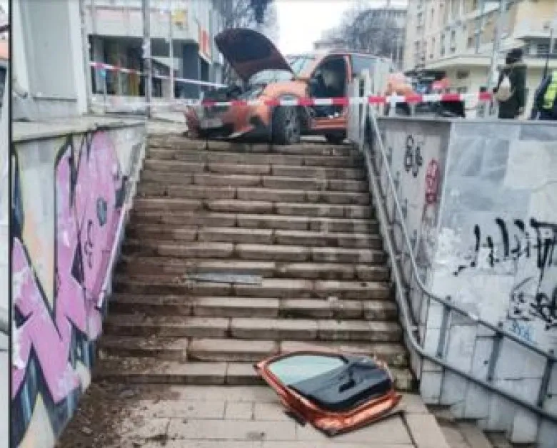 Катастрофа между две коли е станала на кръстовището на бул