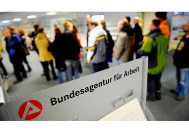 Германия отчете през януари най високия брой безработни от 12