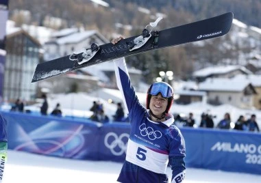 Сноубордистът Тервел Замфиров спечели бронзов медал в паралелния гигантски слалом