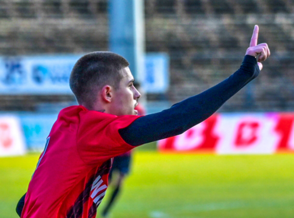 Локо удари Славия като гост и стартира ударно втория полусезон